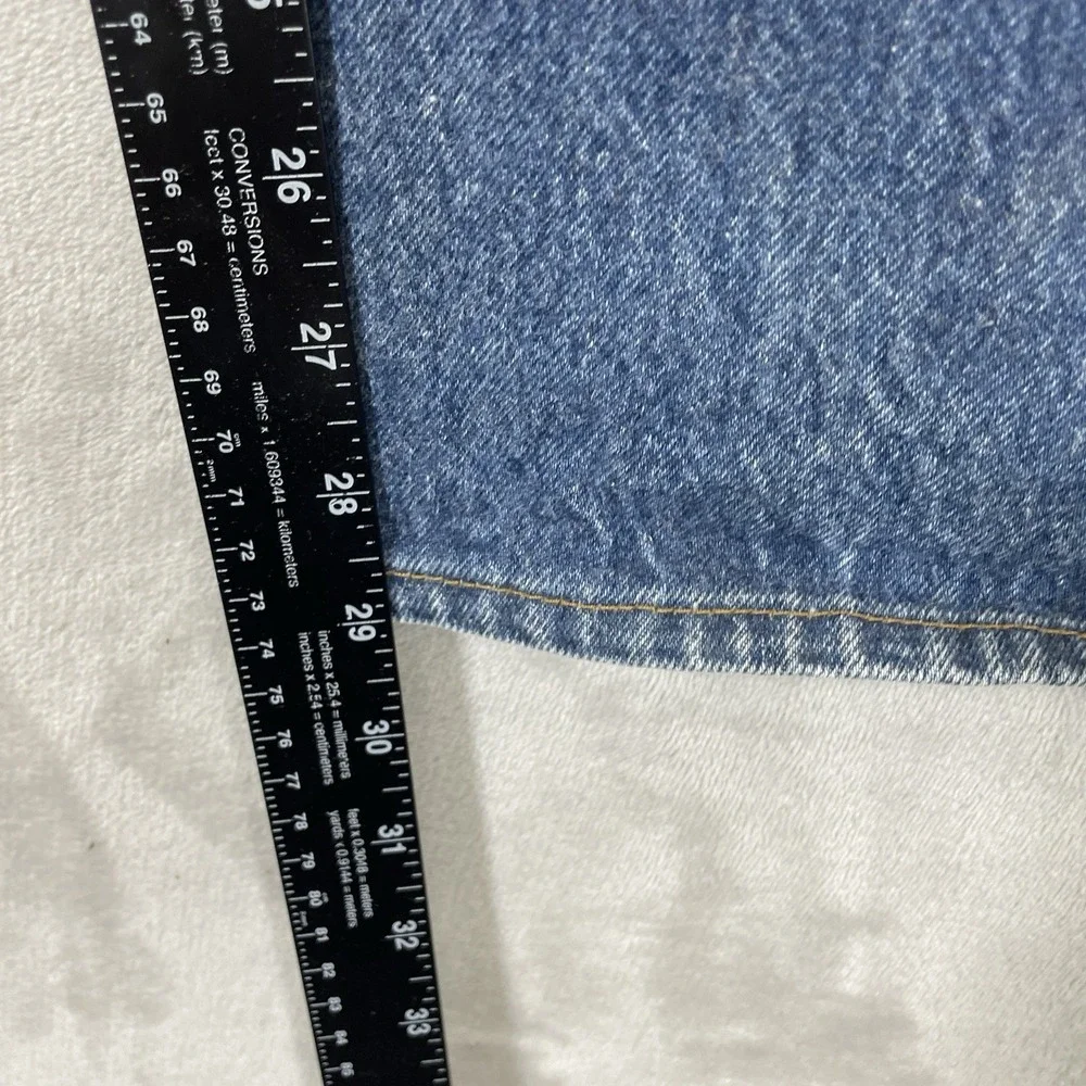 Levis item good